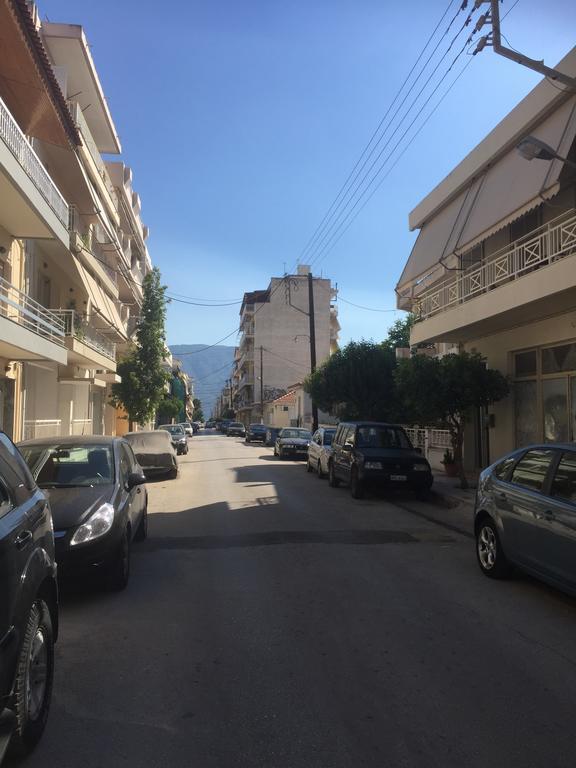 Sisifou Apartment Corinto Esterno foto