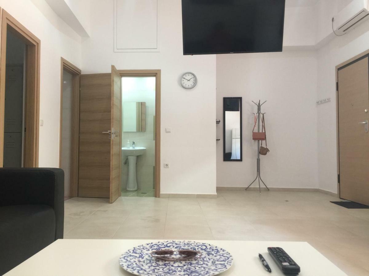 Sisifou Apartment Corinto Esterno foto